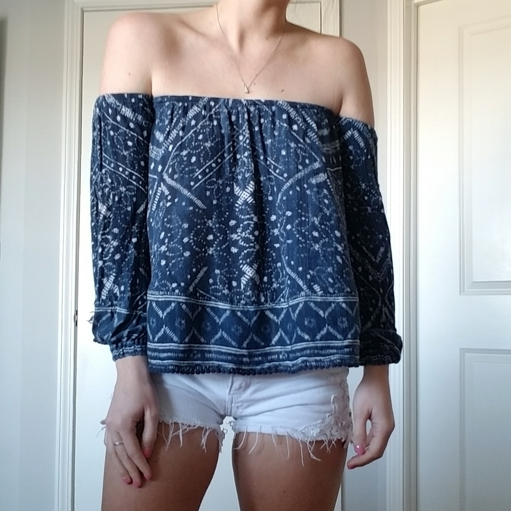 Off the Shoulder Long Sleeve Blouse